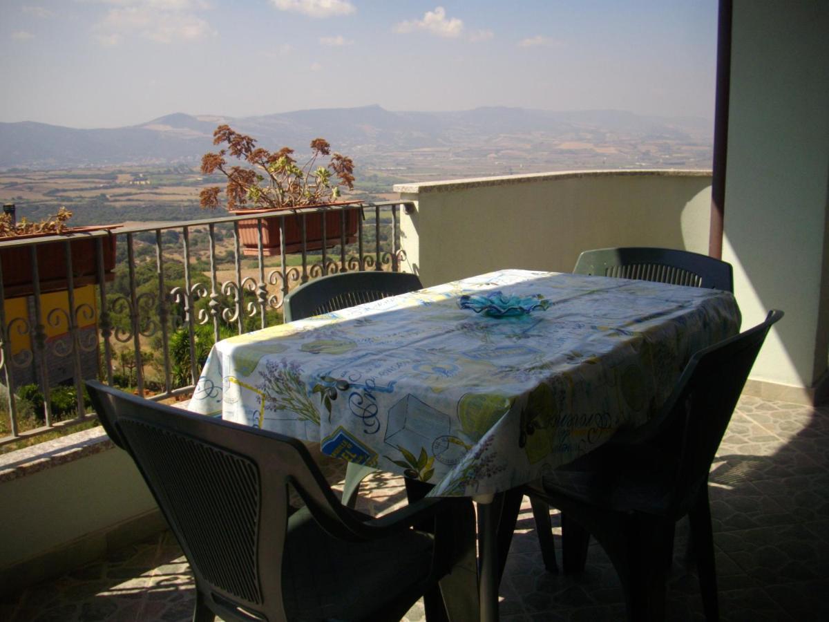 Appartamento Sofia - Nord Sardegna - Badesi Buitenkant foto