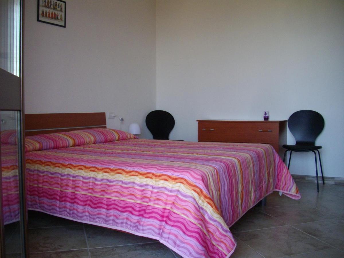 Appartamento Sofia - Nord Sardegna - Badesi Buitenkant foto